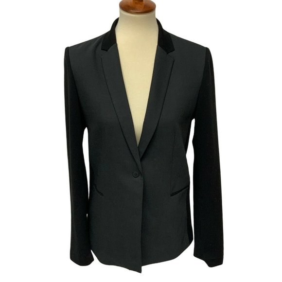 New Tahari mixed media two tone contrast notch lapel collar structured blazer
